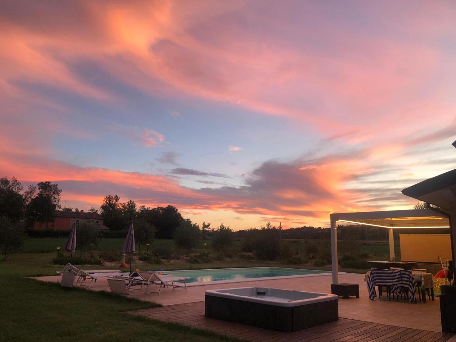 Calcinelli Relais Villa Sofia מראה חיצוני תמונה